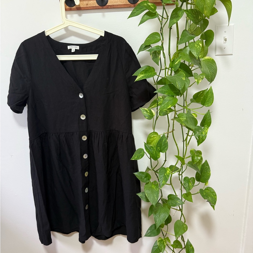 Reitmans Black Button-Down Dress